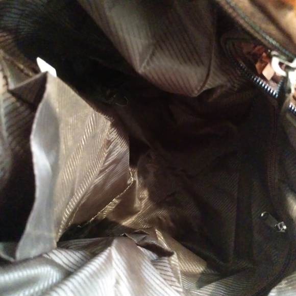 Purse - Picture 2 of 2